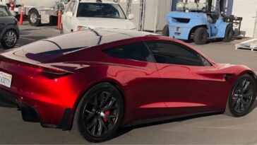 Roadster combinera les technologies Tesla et SpaceX pour créer quelque chose qui est "même pas vraiment une voiture" 4 Roadster will combine Tesla and SpaceX tech to create something that