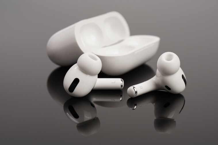 Apple pourrait lancer de nouveaux AirPods d’entrée de gamme et des AirPods Max mis à jour plus tard cette année 1 Apple could launch new entry-level AirPods and updated AirPods Max later this year