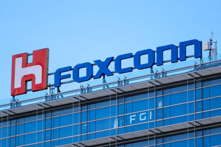 Un transfert de fabrication de technologies d'IA de la Chine vers le Mexique est dirigé par Foxconn 1 An AI technology manufacturing shift from China to Mexico is being led by Foxconn