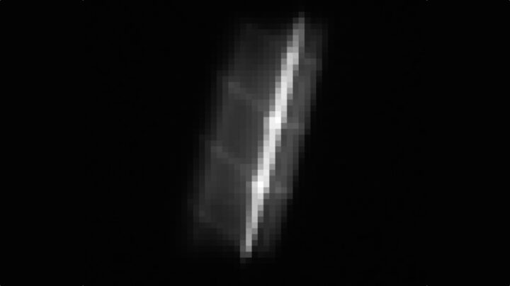 La NASA détecte un objet en forme de planche de surf passant à toute vitesse près de la Lune 8 1712833328 455 La NASA detecte un objet en forme de planche de