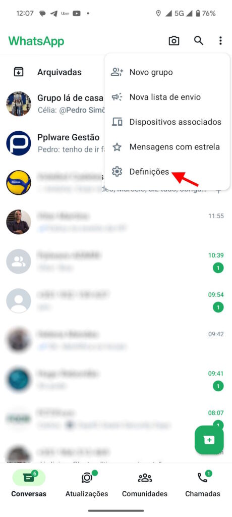 Astuce : Vous voulez être plus en sécurité sur WhatsApp ? Modifiez cette option dans les paramètres du groupe 3 Protection sécurisée des groupes WhatsApp