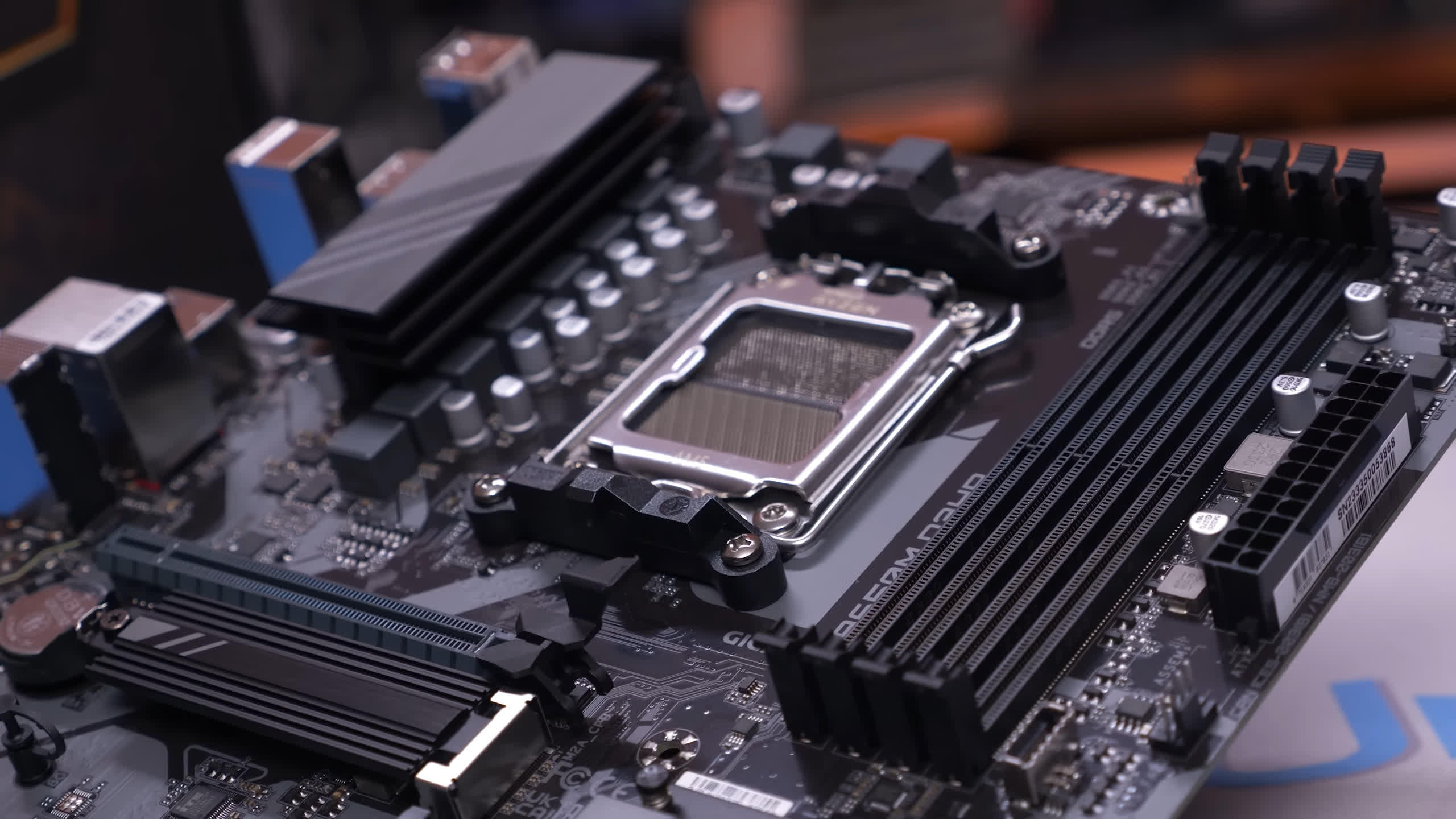 Comparaison des cartes mères AMD B650 abordables et pas chères 21 1713266094 605 Nouveau tour dhorizon de la carte mere AMD B650 abordable