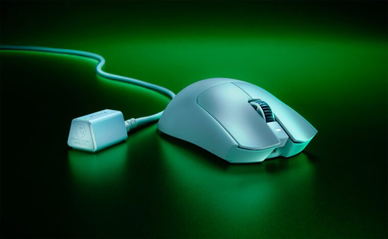 Razer lance la souris de jeu Viper V3 Pro à 160 $ en noir ou blanc 1 Razer launches $160 Viper V3 Pro gaming mouse in black or white