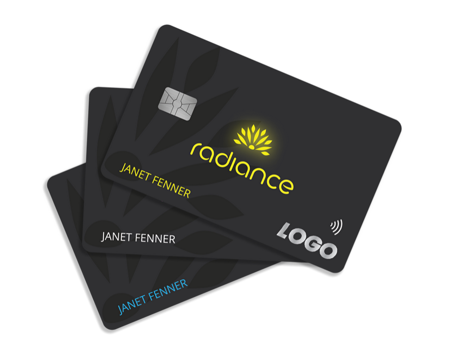 Ces cartes de crédit comportent des OLED qui s'allument lors du paiement 2 Ces cartes de credit comportent des OLED qui sallument lors