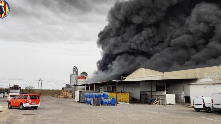 Comment l'incendie qu'a subi Cecotec dans ses entrepôts de Valencia peut-il vous affecter 1 Comment l'incendie qui a frappé les entrepôts de Cecotec à Valence peut vous affecter
