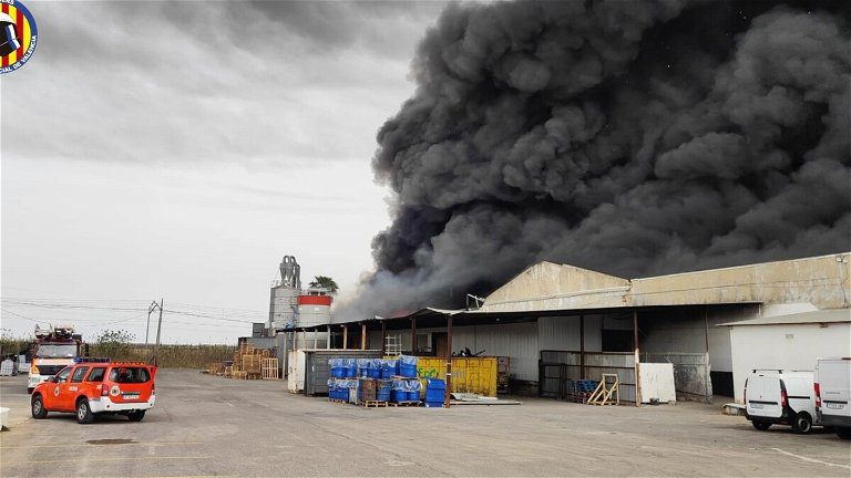 Comment l'incendie qu'a subi Cecotec dans ses entrepôts de Valencia peut-il vous affecter 2 Comment l'incendie qui a frappé les entrepôts de Cecotec à Valence peut vous affecter