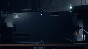 “DiskMantler”, le dispositif qui démonte intégralement n'importe quel disque dur en 8 secondes