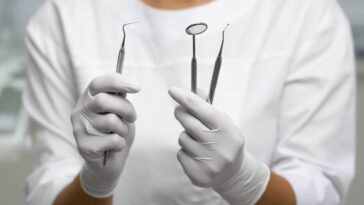 Extractions multiples et infections : est-ce que ça vaut la peine de se faire soigner les dents à l'étranger ? Les réponses de l'expert 6 Immagine