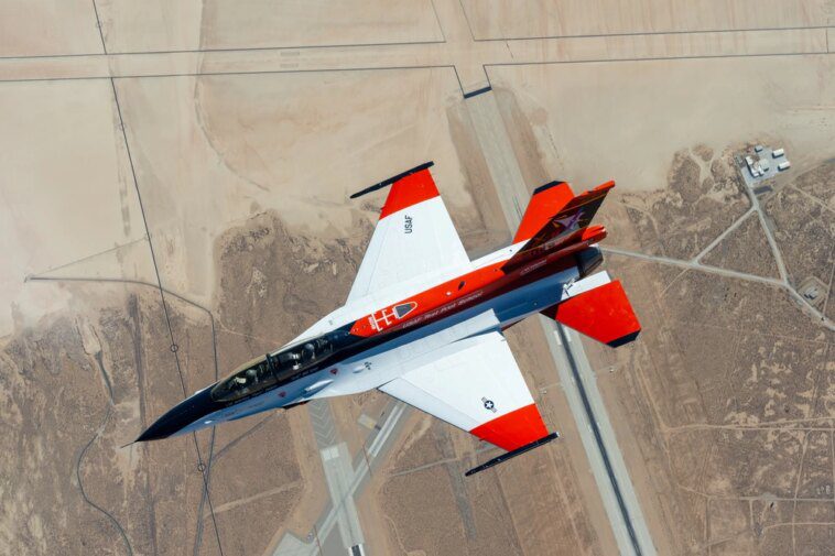 L'US Air Force a testé avec succès un avion de combat contrôlé par l'IA lors de combats aériens contre des pilotes humains 1 L'US Air Force a testé avec succès un avion de combat contrôlé par l'IA lors de combats aériens contre des pilotes humains.