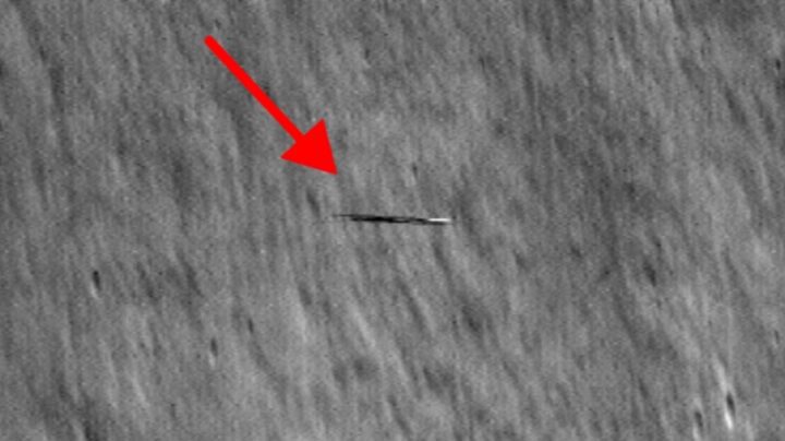 La NASA détecte un objet en forme de planche de surf passant à toute vitesse près de la Lune 2 La NASA detecte un objet en forme de planche de