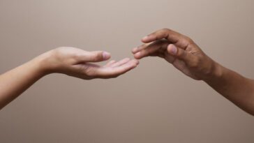 Cette peau intelligente rend possible le contact physique à distance 25 Pele inteligente está a tornar possível o contacto físico à distância