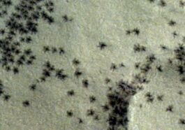 Sonda da ESA fotografa “aranhas” na superfície de Marte