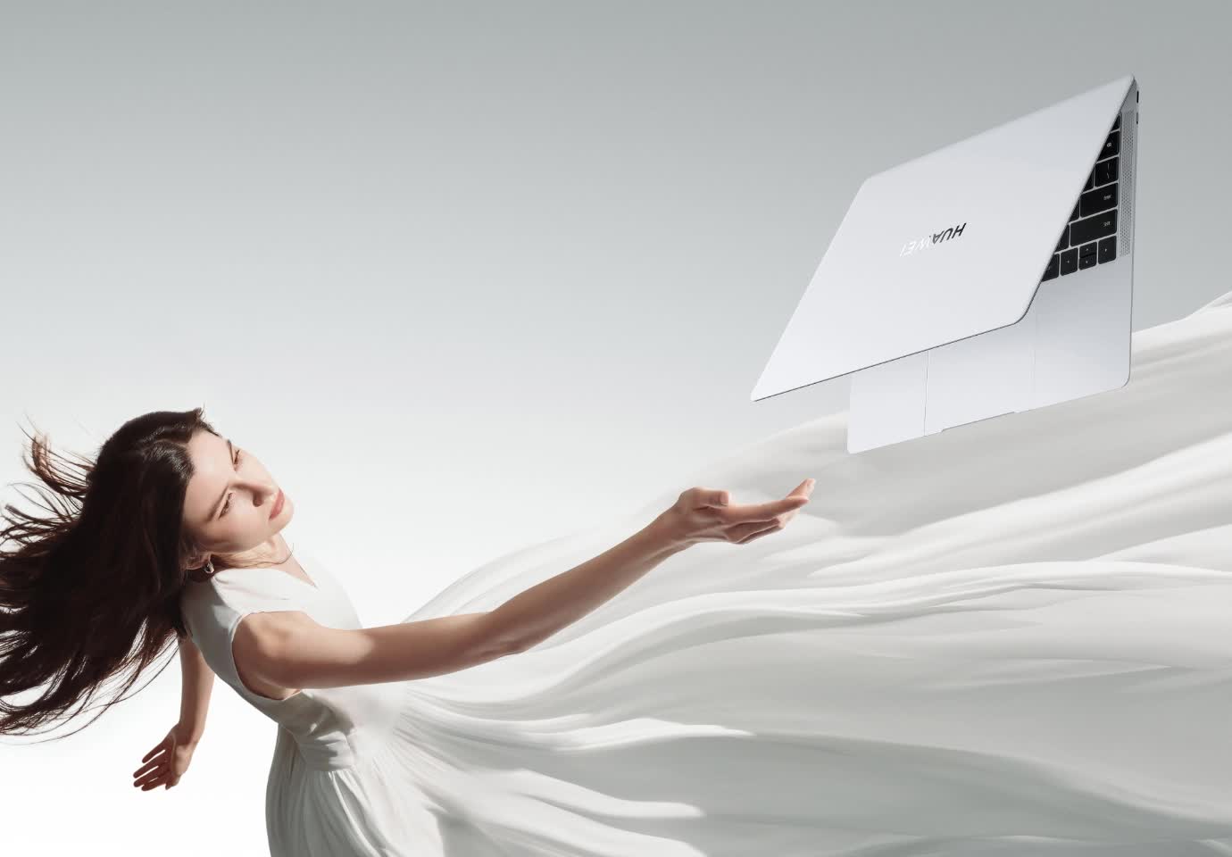 Raimondo, cite la puce de Huawei comme preuve de l'efficacité des sanctions américaines 3 Le Huawei MateBook X Pro alimente par Intel Meteor Lake