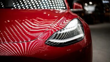 Les problèmes de production de Tesla font chuter les livraisons 24 Tesla production snags send deliveries tumbling