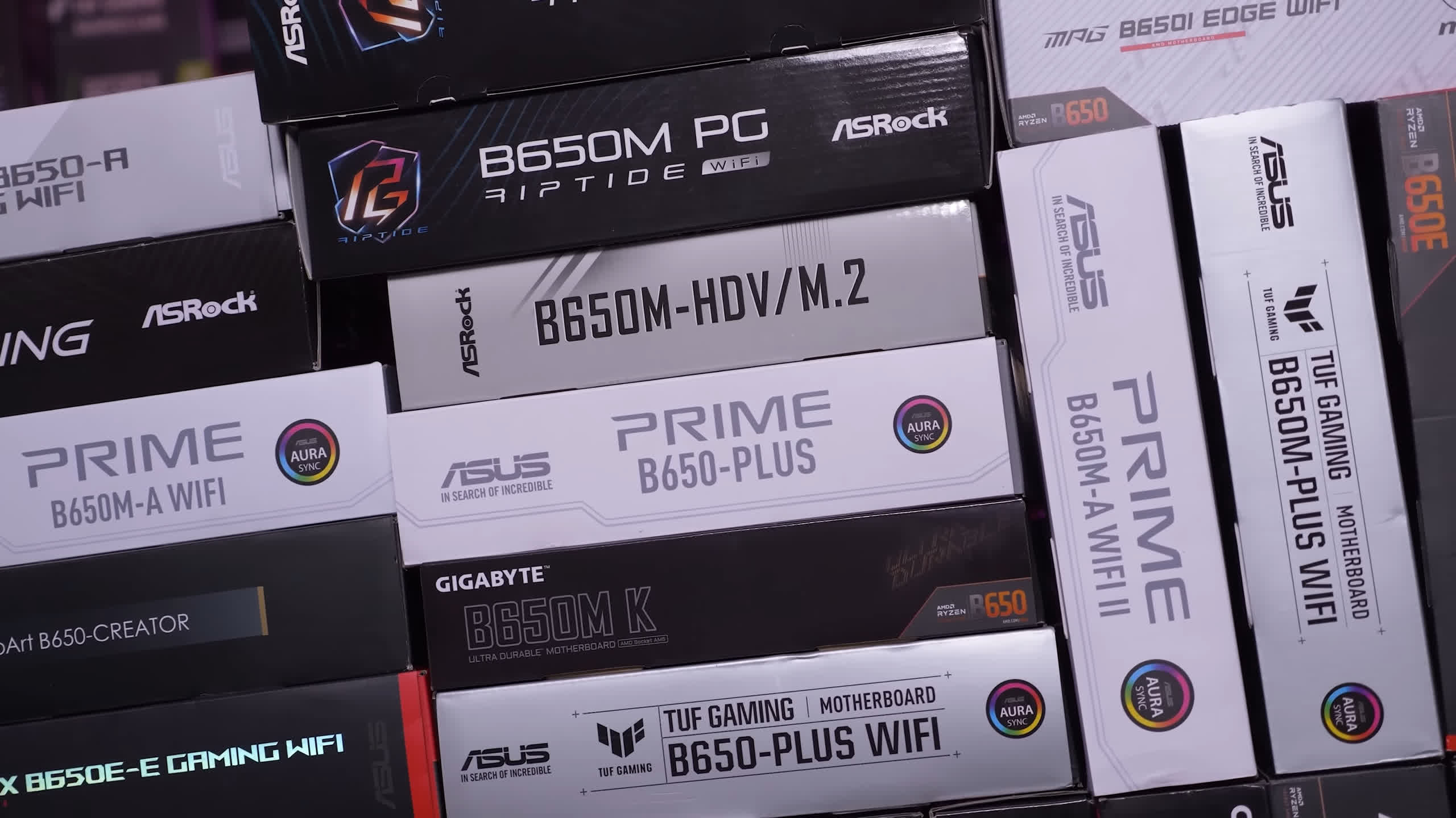 Comparaison des cartes mères AMD B650 abordables et pas chères 2 Nouveau tour dhorizon de la carte mere AMD B650 abordable
