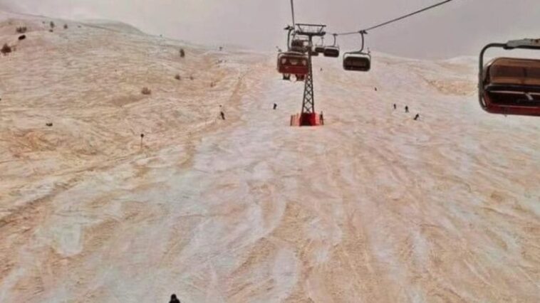 Pourquoi sur les Alpes est tombée la "neige colorée": c'est un phénomène qui peut se reproduire 1 PASSIONE NEVE & MONTAGNA | Foto di una pista da sci di Livigno
