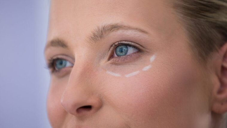 Qu'est-ce que la blépharoplastie, l'intervention pour corriger les paupières tombantes choisie par ClioMakeUp 1 Image