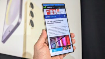 Samsung montre pourquoi Gorilla Armor rend l'écran du Galaxy S24 Ultra spécial et unique 12 Rayures d'écran du Samsung Gorilla Armor Galaxy S24 Ultra
