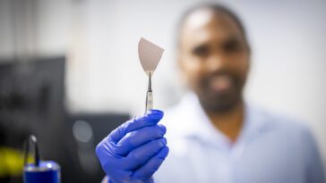 Mémoire ferrodiode testée dans un environnement à 600 degrés Celsius pendant 60 heures 1 Ferrodiode memory tested in 600 degree Celsius environment for 60 hours