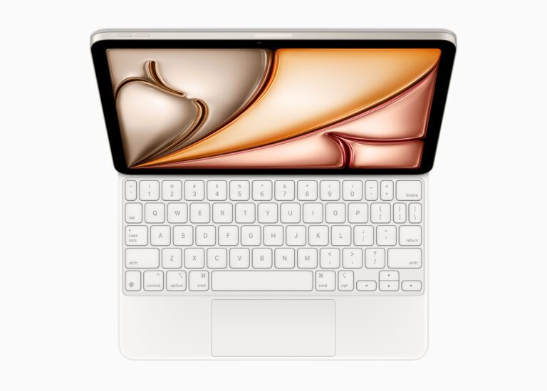 Les nouveaux iPad d'Apple et le M4 : Tout est prêt pour la révolution de l'IA 9 Apple iPad Air and Magic Keyboard 03 240507