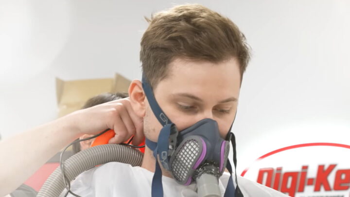 Les ingénieurs créent un costume qui transforme l'urine et la sueur en eau potable 3 1716220961 495 Les ingenieurs creent un costume qui transforme lurine et la