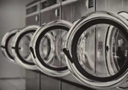 Des étudiants découvrent une faille pour faire fonctionner des laveries automatiques gratuitement ou ajouter de l'argent sur un compte sans payer 11 College students find exploit to run laundromat machines for free or add money to an account without paying