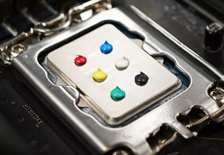 Cooler Master's "IA" la pâte thermique est disponible en six couleurs différentes 1 From the WTF dept: Cooler Master