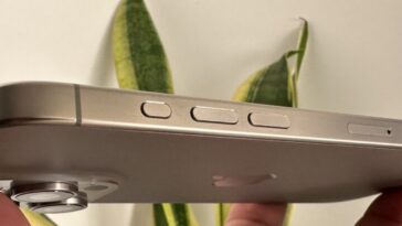 Apple prépare un iPhone premium ultra-fin et plus cher que le modèle Pro Max 7 Apple está a preparar um iPhone premium ultrafino e mais caro do que o modelo Pro Max