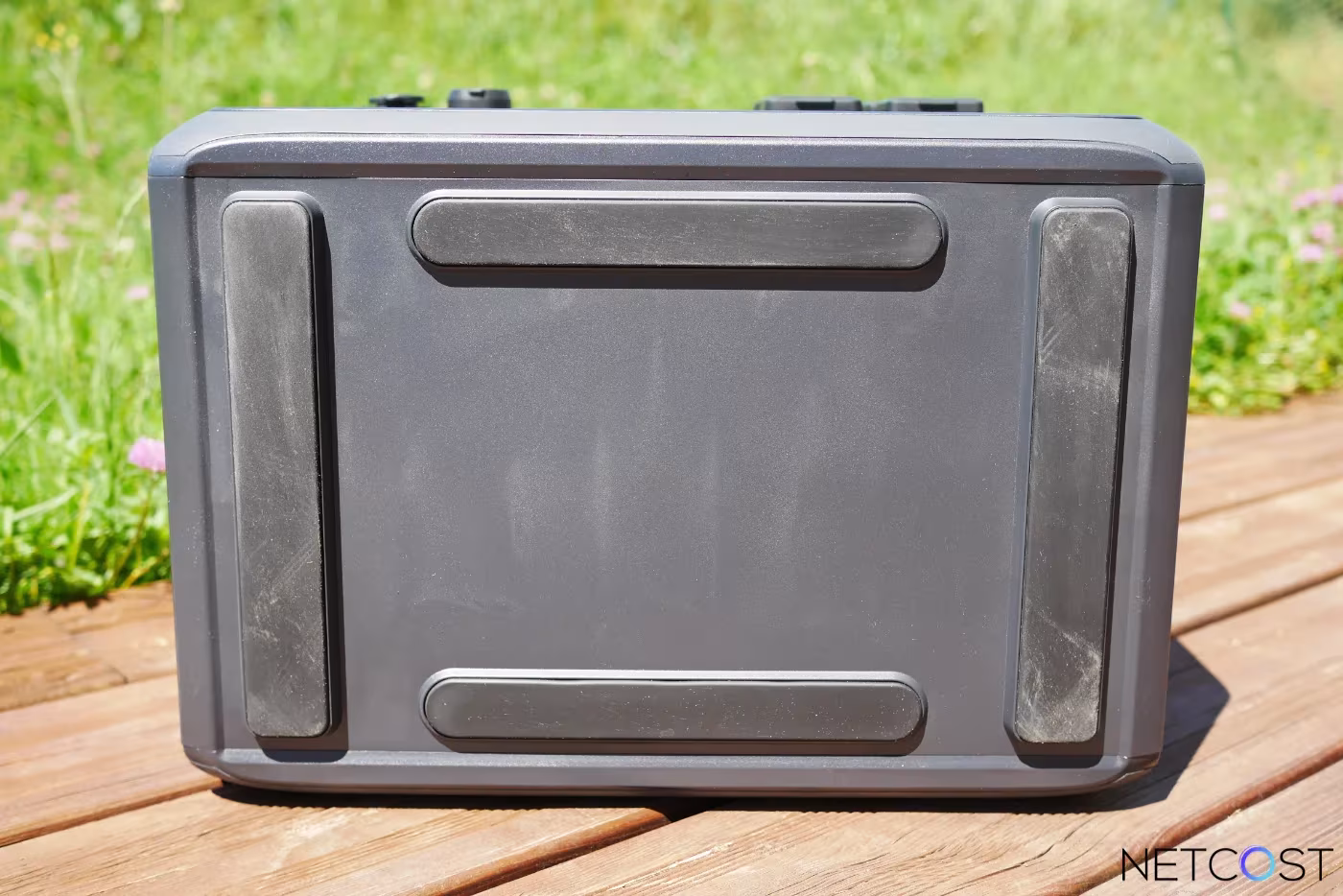 TEST BLUETTI AC240: La batterie IP65 résistante aux jets d'eau, poussière, chaleur et froid 21 Bluetti Ac240 Test Review Battery Netcost (18)