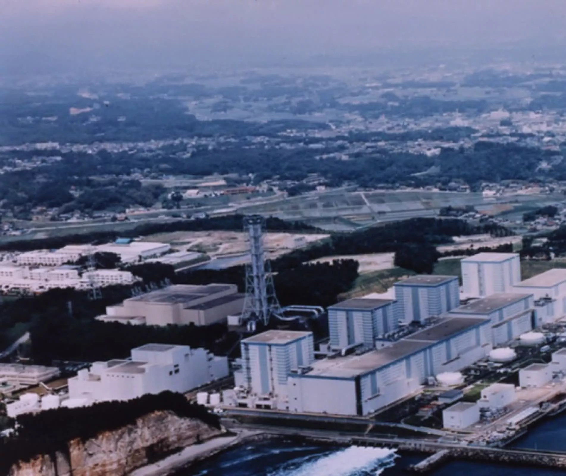 Le Japon dévoile un nouveau robot pour nettoyer le combustible fondu à Fukushima 2 Le Japon devoile un nouveau robot pour nettoyer le combustible