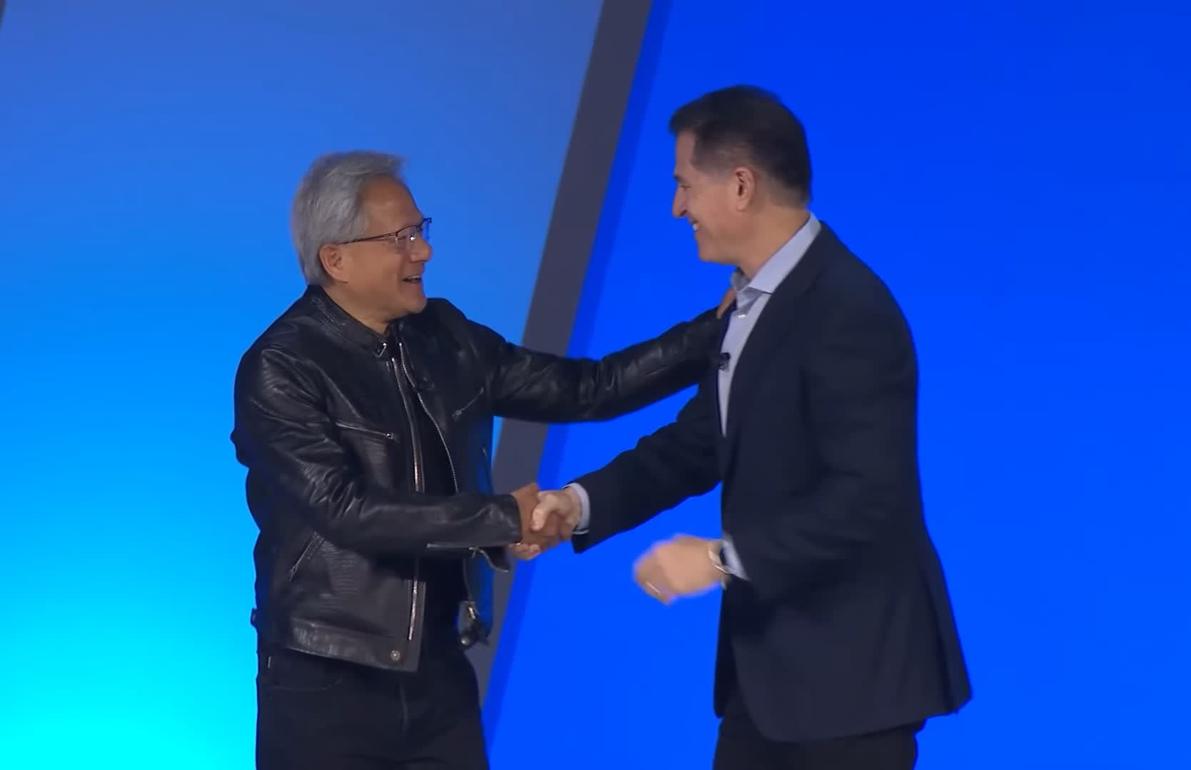 NVIDIA pourrait commencer à lancer des puces PC AI l'année prochaine 2 NVIDIA pourrait commencer a lancer des puces PC AI lannee