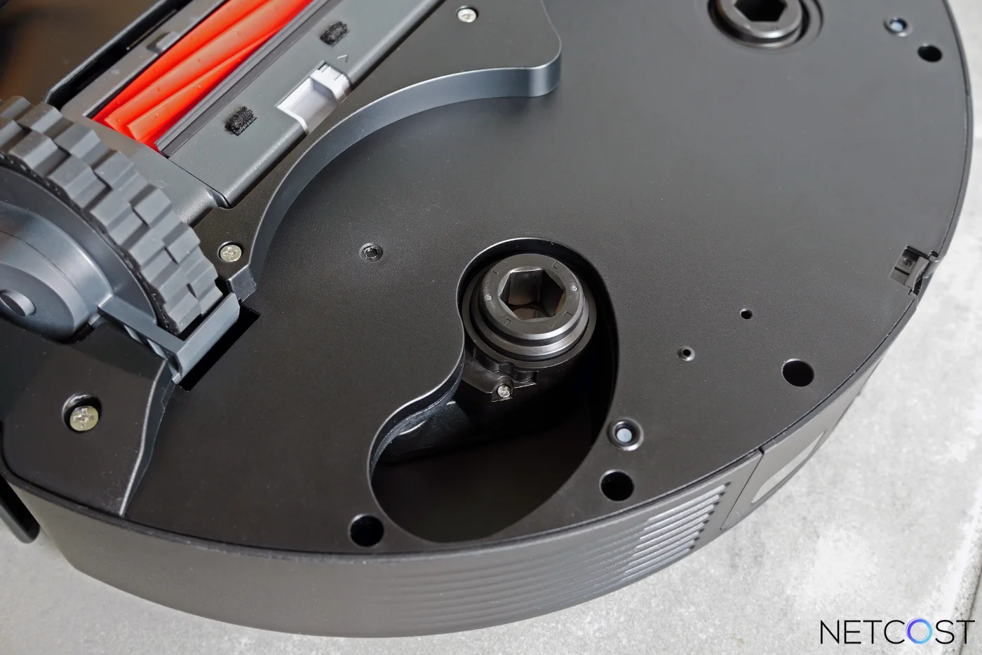 TEST Roborock Q Revo Pro : L'aspirateur robot puissant avec station et serpillère articulée 17 Roborock Q Revo Pro Test Review Netcost Aspirateur Robot (19)