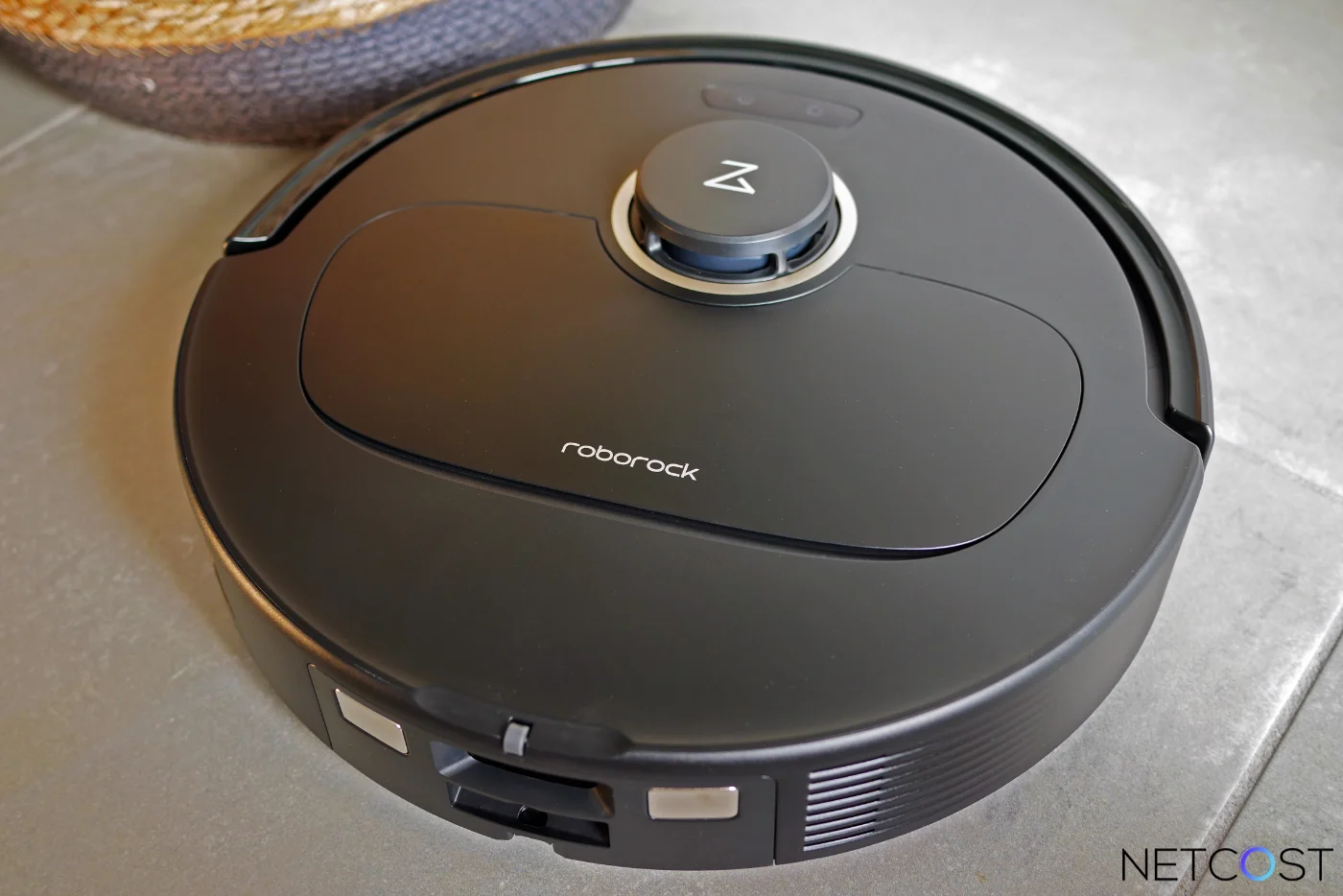 TEST Roborock Q Revo Pro : L'aspirateur robot puissant avec station et serpillère articulée 7 Roborock Q Revo Pro Test Review Netcost Aspirateur Robot (8)