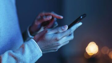 Si vous utilisez un iPhone, activez cette fonctionnalité 4 Se é utilizador do iPhone, ative esta funcionalidade