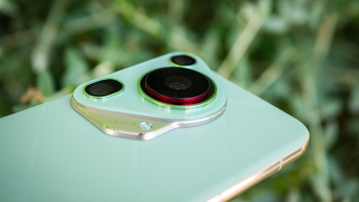 Un design de luxe et l'appareil photo le plus rapide du marché : le HUAWEI Pura 70 Ultra est la grande surprise de 2024 7 Modulo de camaras extensible del HUAWEI Pura 70 Ultra