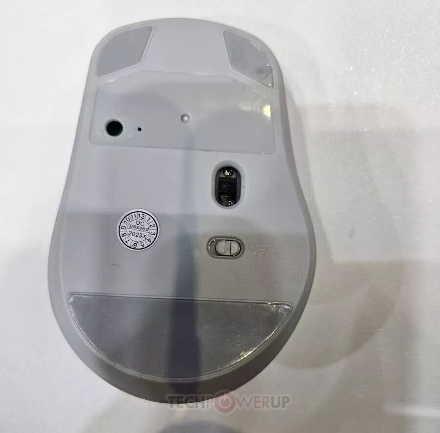 Cette souris abandonne les batteries traditionnelles pour les supercondensateurs et promet une charge en 5 minutes 3 1717690130 740 Cette souris abandonne les batteries traditionnelles pour les supercondensateurs et