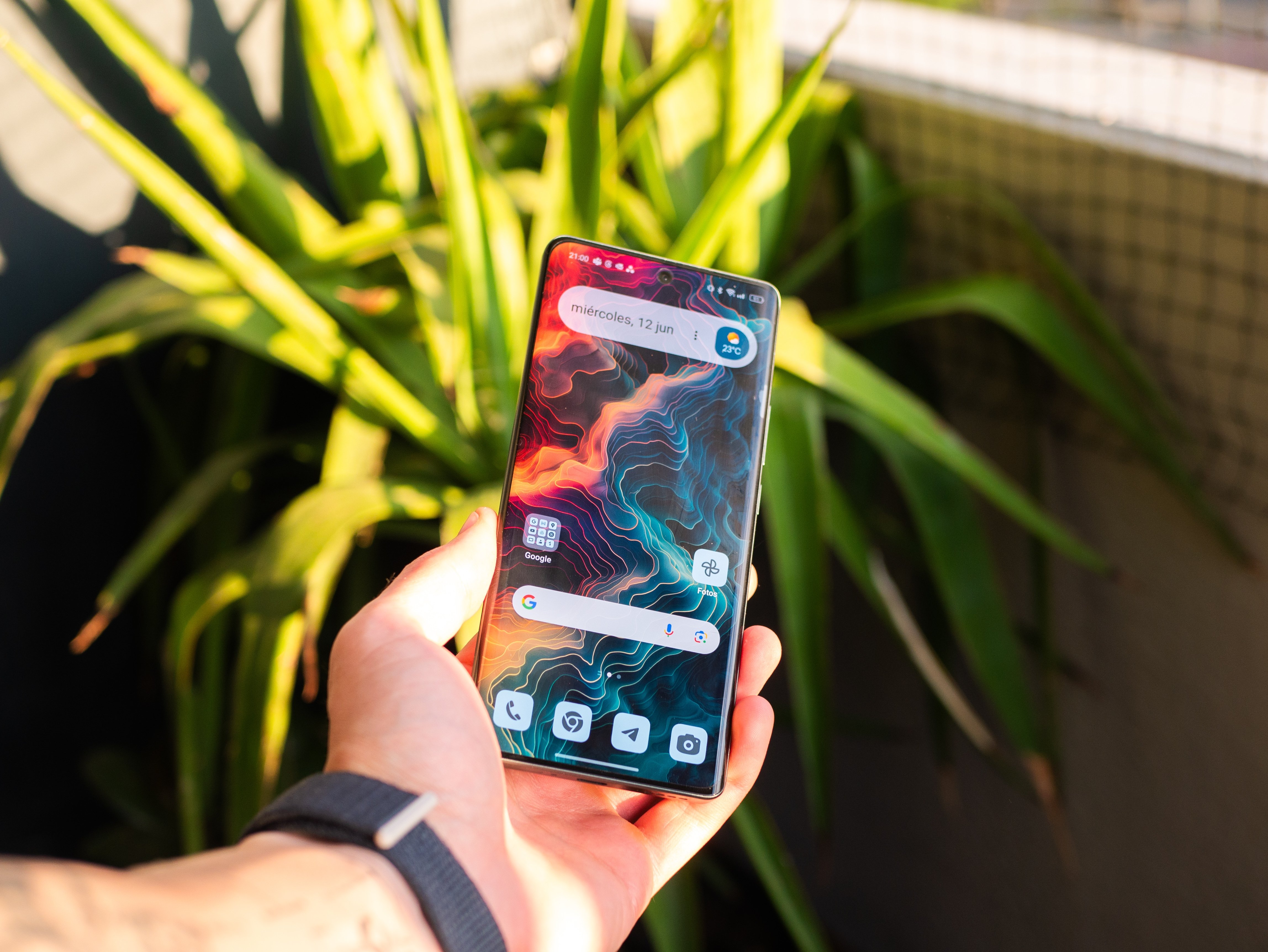 Le Samsung Galaxy S24 Ultra lui envie : il coûte la moitié et est meilleur sur ces 3 aspects clés 6 Écran du realme GT 6