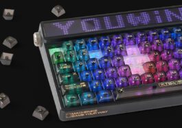 Dual-screen mechanical keyboard smashes Kickstarter goal in 14 minutes