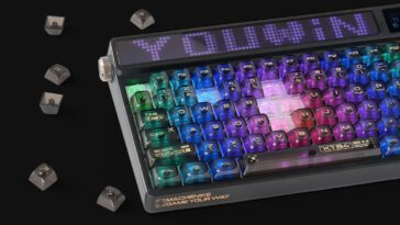 Dual-screen mechanical keyboard smashes Kickstarter goal in 14 minutes