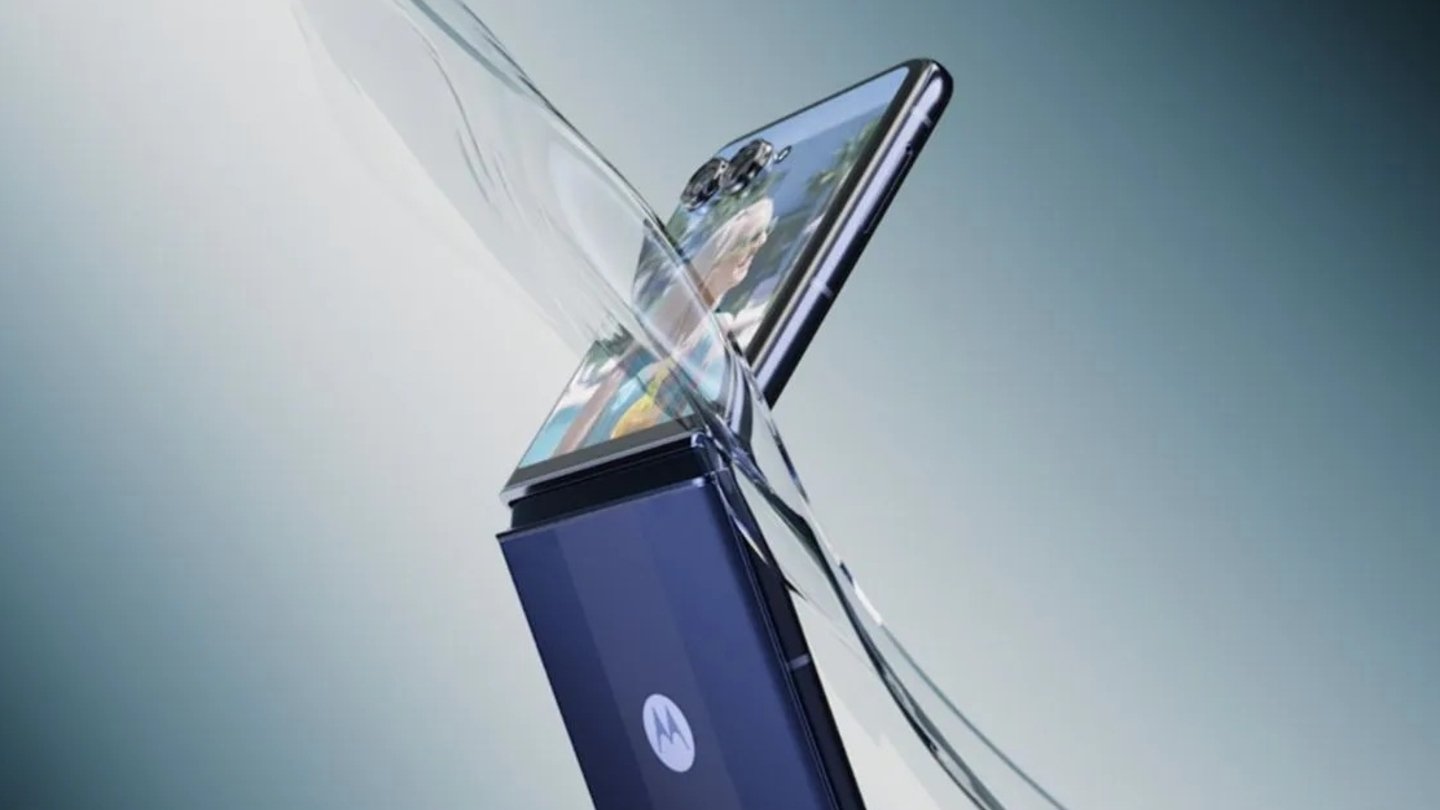 Nouveaux razr 50 et 50 ultra: Motorola va à fond dans l'intégration de l'IA, la résistance aux immersions et le téléobjectif dans les téléphones pliables de type coquillage 6 Nouveaux razr 50 et 50 ultra Motorola va à fond avec l'intégration de l'IA, résistance aux immersions et téléobjectif sur des pliables de type coquillage