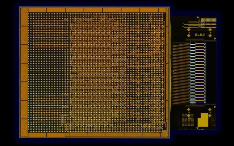 Intel affirme que sa technologie de puces d'interconnexion optique est une étape importante pour transmission de données haut débit 1 Intel says its optical interconnect chiplet technology is a milestone in high-speed data transmission