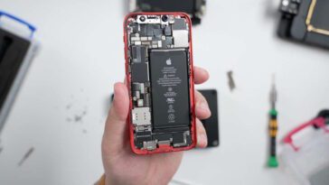 Apple développe de nouvelles façons de faciliter le remplacement des batteries de l'iPhone 16 Apple baterias trocar iPhone