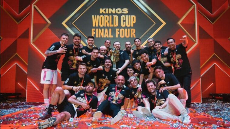 Comment s'est déroulé l'étrange tournoi mondial de la Kings League, l'événement qui a réuni Totti et Blur 1 Image