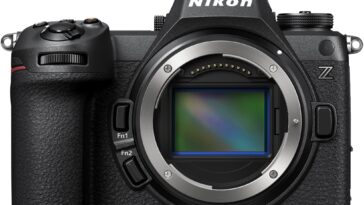 Le nouveau Z6 III de Nikon est le premier appareil photo sans miroir doté d'un capteur CMOS partiellement empilé