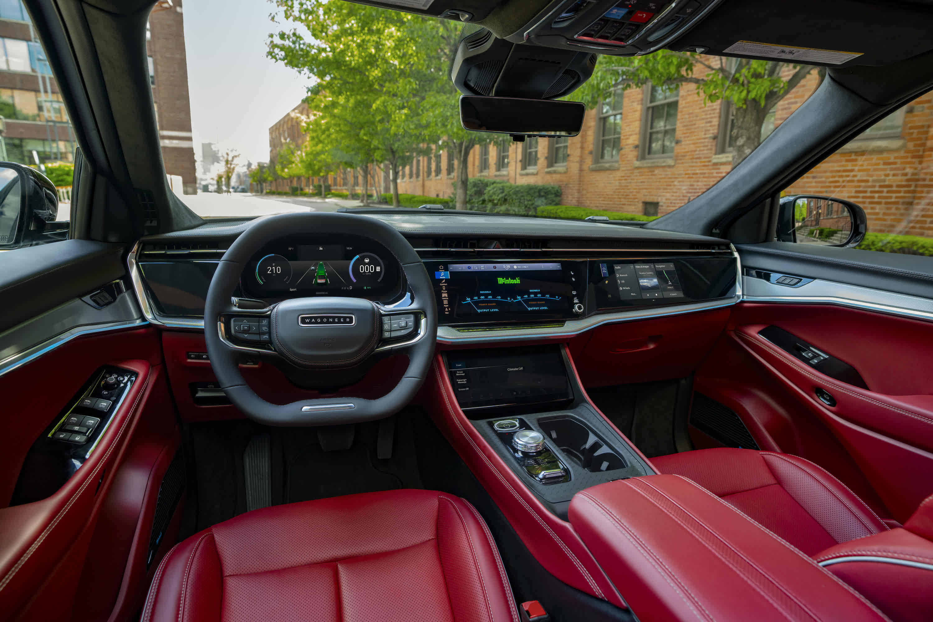 Le premier véhicule électrique de Jeep est le Wagoneer S à 72 000 $ : autonomie de 482 km, 600 chevaux 2 Le premier vehicule electrique de Jeep est le Wagoneer S