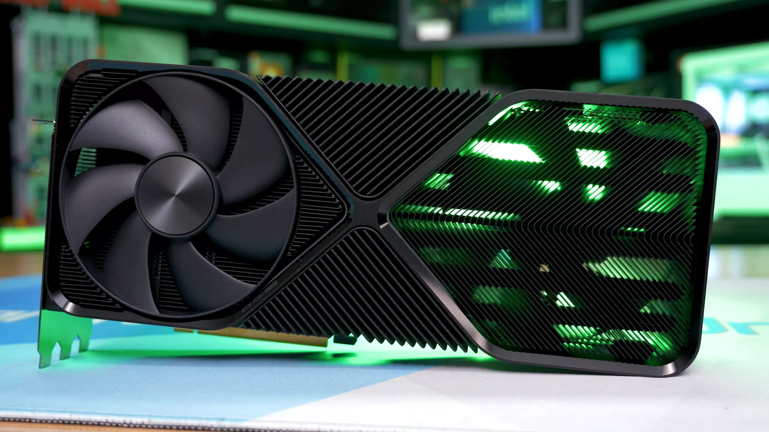 NVIDIA RTX 5090 aurait apparemment 32 Go de RAM sur un bus de 512 bits 48 Nvidia RTX 50 Blackwell GPU configurations surface, not all SKUs will get GDDR7