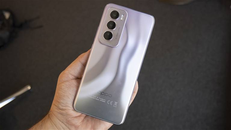 Nouveaux OPPO Reno12 5G et Reno12 Pro 5G: écran fluide, bonnes caméras, grande autonomie et fonctions d'IA 2 Nouveaux OPPO Reno12 5G et Reno12 Pro 5G : écran fluide, bonnes caméras, grande autonomie et fonctions d'IA