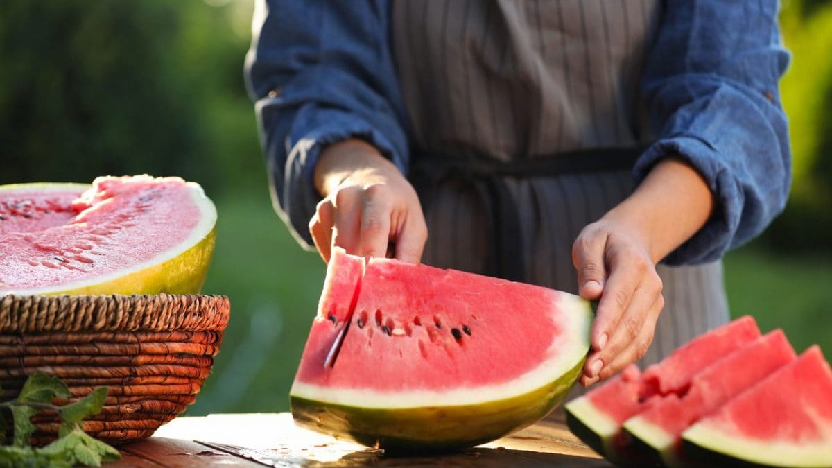 Que se passe-t-il lorsque nous mangeons de la pastèque et pourquoi ce fruit d'été est considéré comme un "viagra naturel" 2 Immagine
