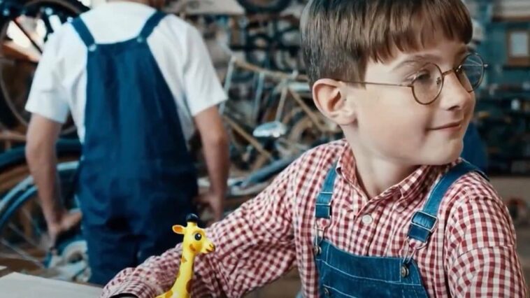 Toys "R" Us a créé son sport publicitaire via l'IA: le résultat est un peu trop étrange 1 Image