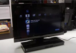 Vous vous souvenez de l'époque où Sony a sorti un téléviseur Bravia avec une PlayStation 2 intégrée ? 18 Vous vous souvenez de l'époque où Sony a sorti un téléviseur Bravia avec une PlayStation 2 intégrée ?
